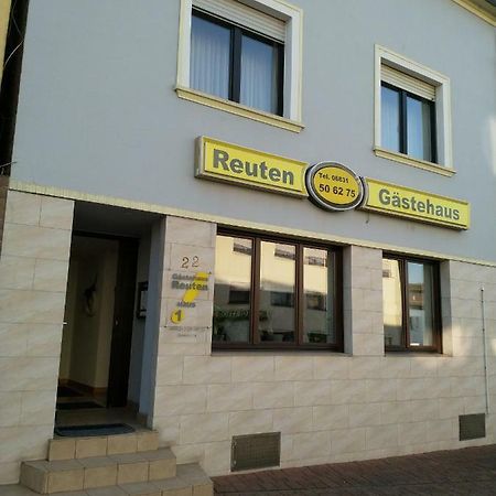 Bed and Breakfast Gästehaus Reuten Ensdorf Exterior foto